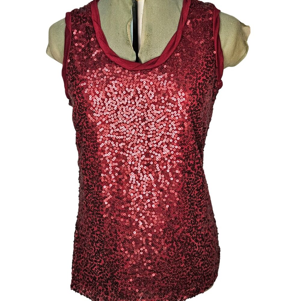 NWT Womans New York and Company stretch scoop neck holiday festival burgundy  sl
